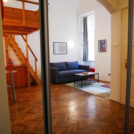 Dorotea - Cosy In The Heart Of Budapeszt