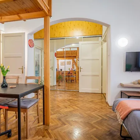 Dorotea - Cosy In The Heart Of Apartament Budapeszt