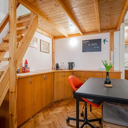 Dorotea - Cosy In The Heart Of Budapeszt