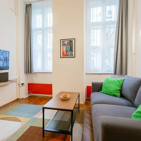 Dorotea - Cosy In The Heart Of * Budapest