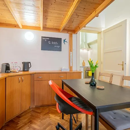 Dorotea - Cosy In The Heart Of * Budapest